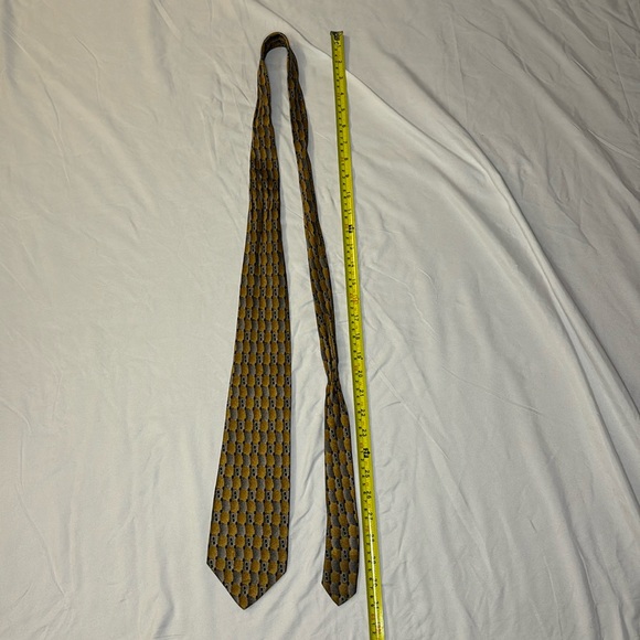 3/$20 Trump Arrow necktie pattern print one size - Picture 1 of 3